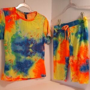 True Rock Bright Tie Dyed Tee Shirt And Shorts Set